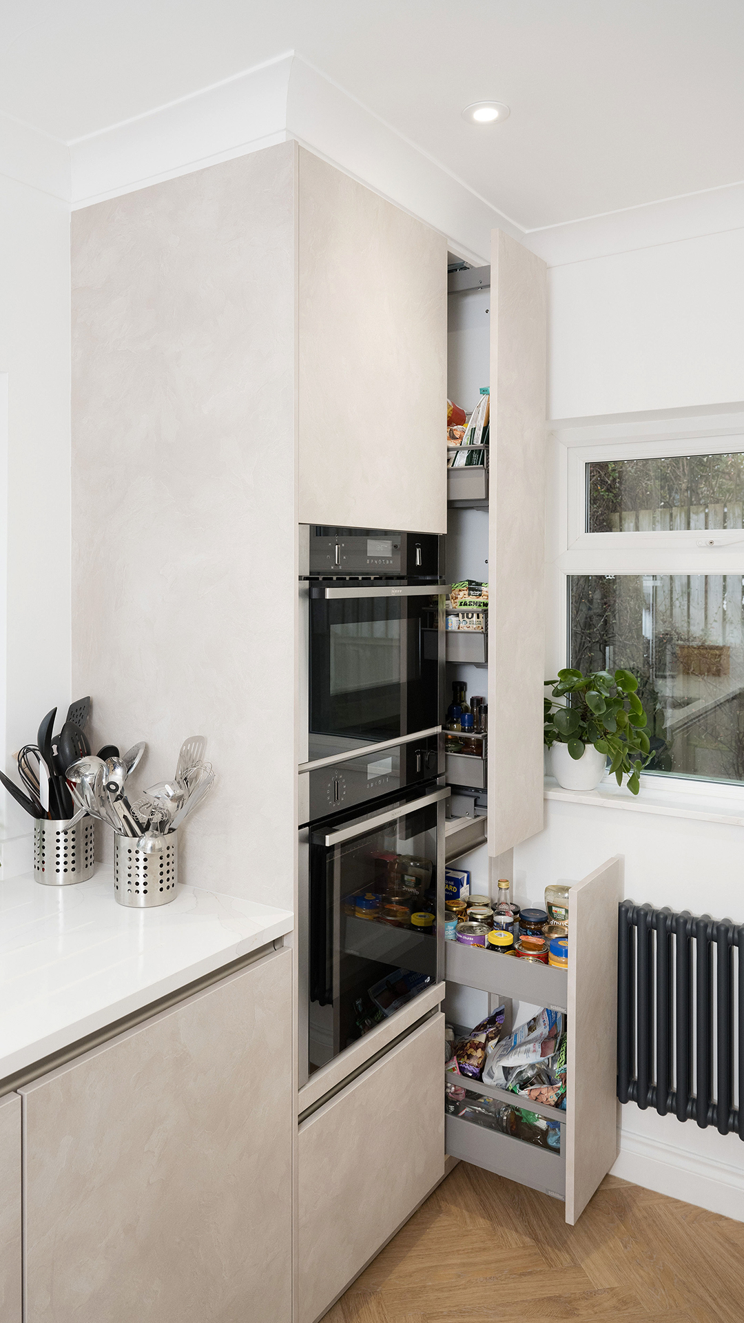 kitchen oven side pull-out open