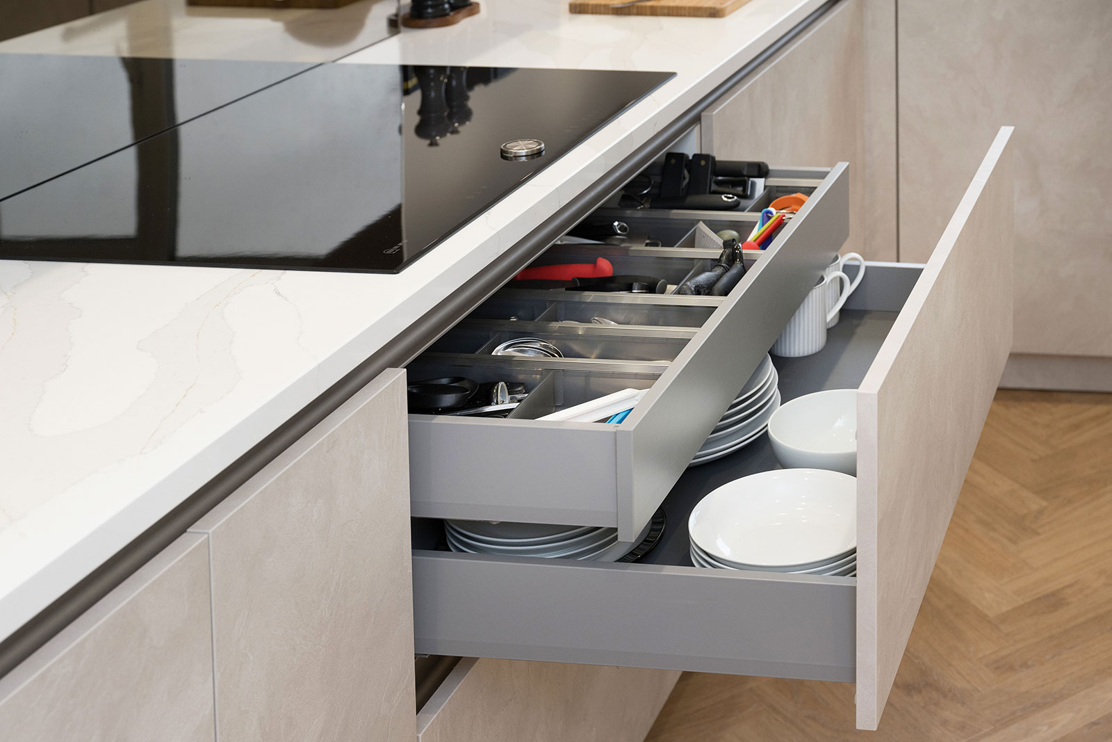 Schuller kitchen drawers open
