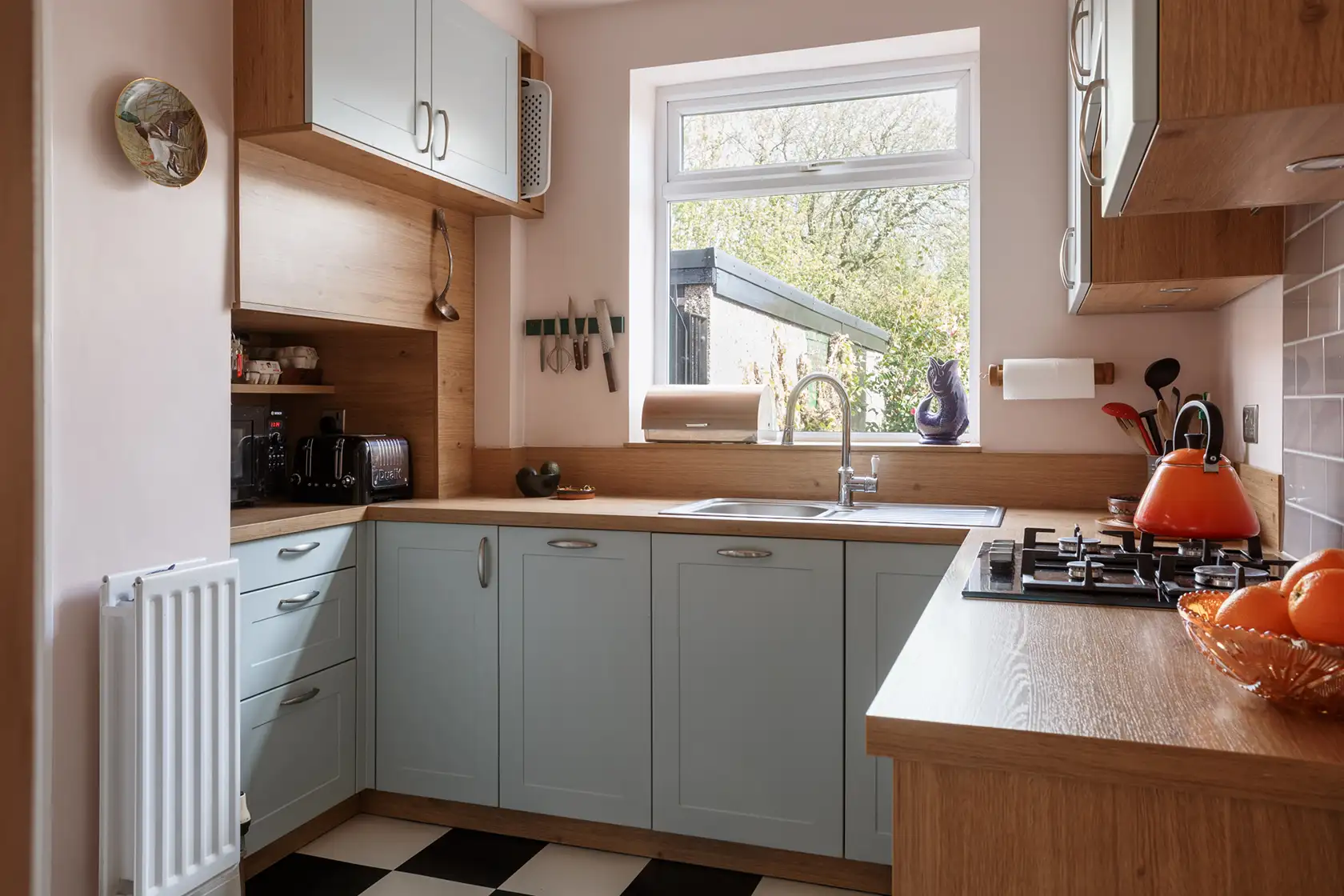 Natural Knotty Oak worktops Natural Knotty Oak worktops