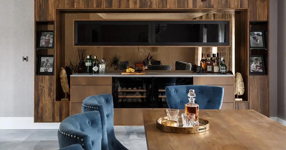 Dining room design with feature wall